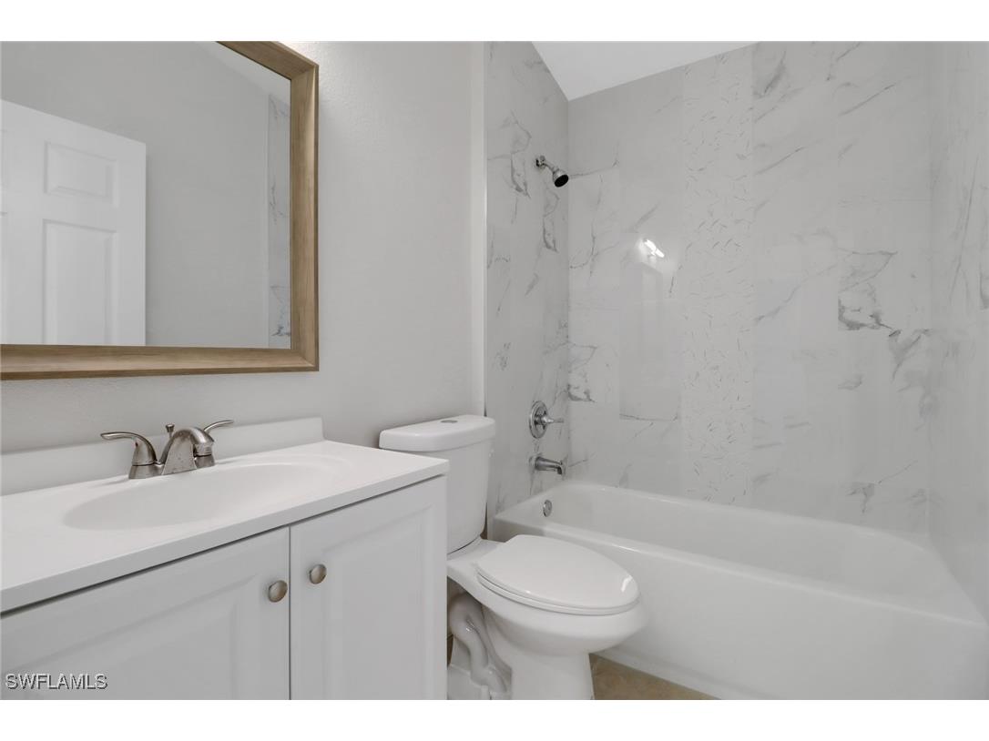 2575 39th Avenue NE Naples FL 34120 225039708 image8