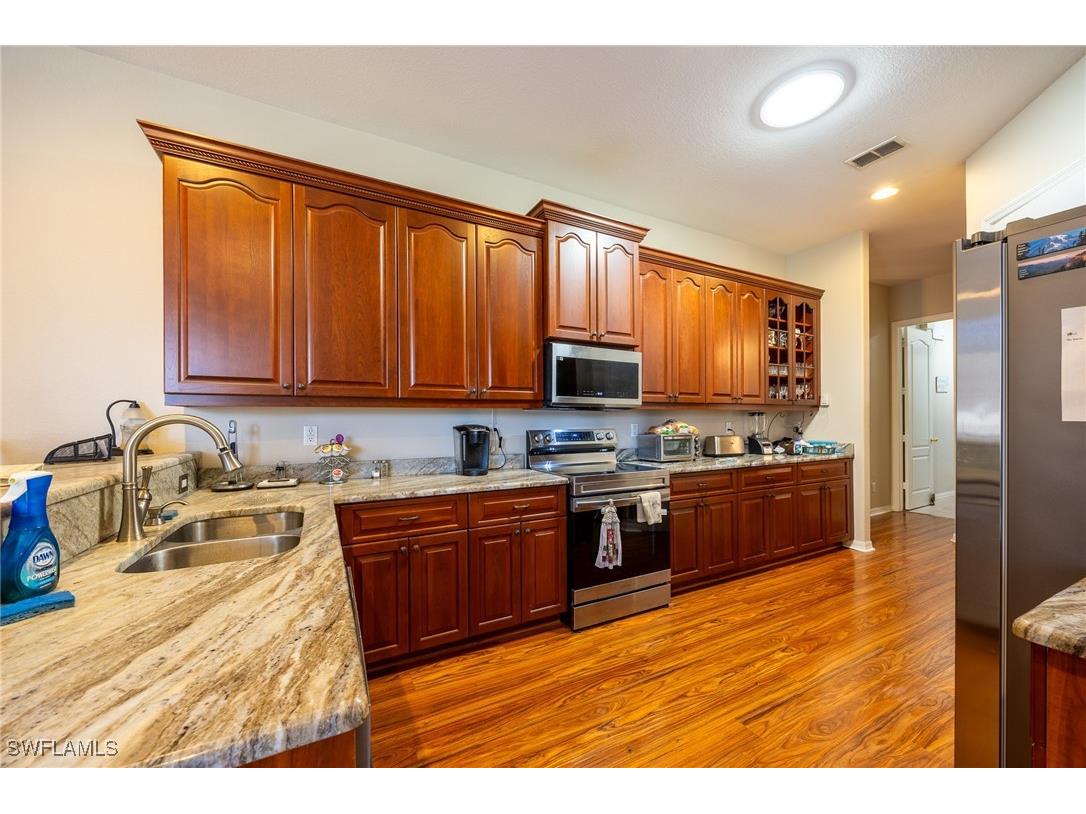 2579 Sawgrass Lake Court Cape Coral FL 33909 225038256 image12