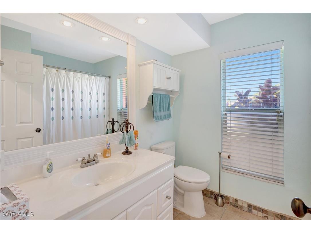 2580 SW 26th Terrace Cape Coral FL 33914 225016001 image17