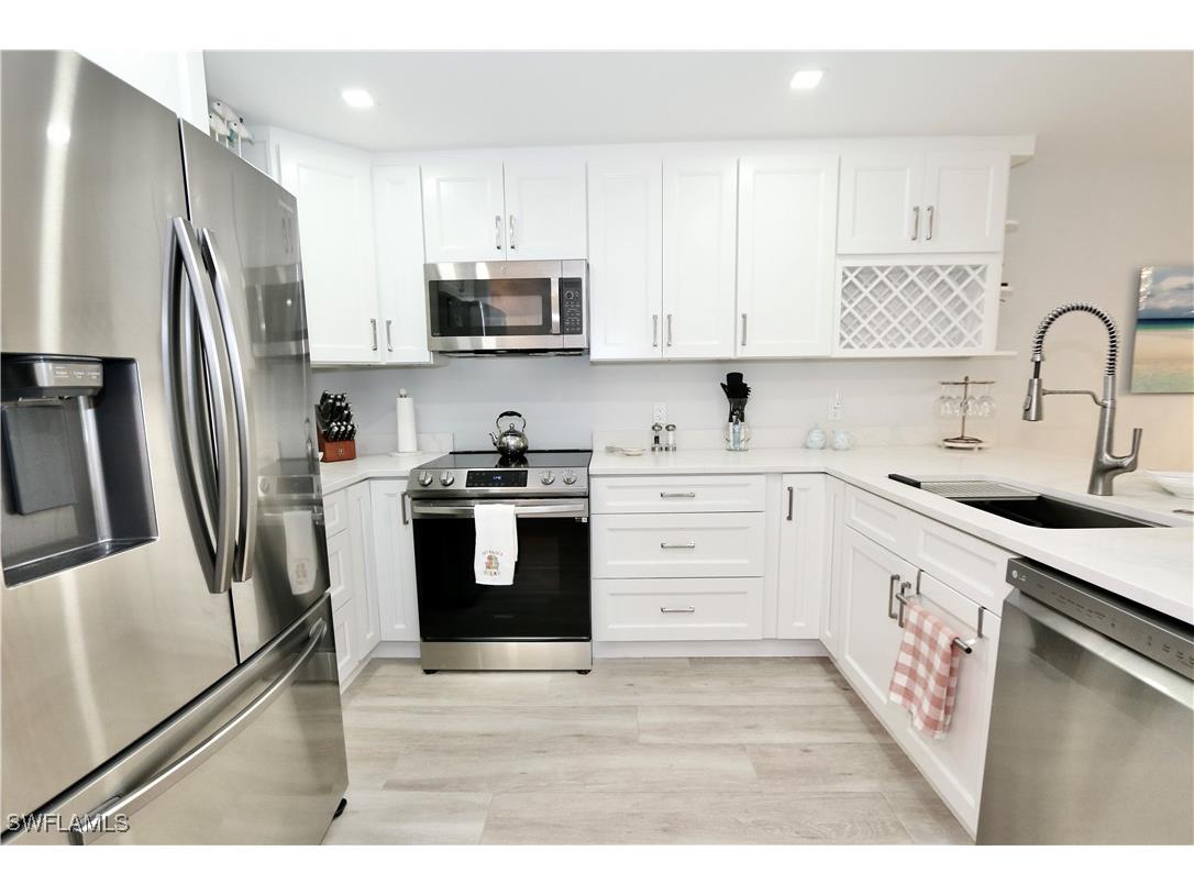 25870 Hickory Boulevard #106 Bonita Springs FL 34134 225035430 image7