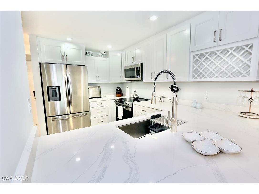 25870 Hickory Boulevard #106 Bonita Springs FL 34134 225035430 image8