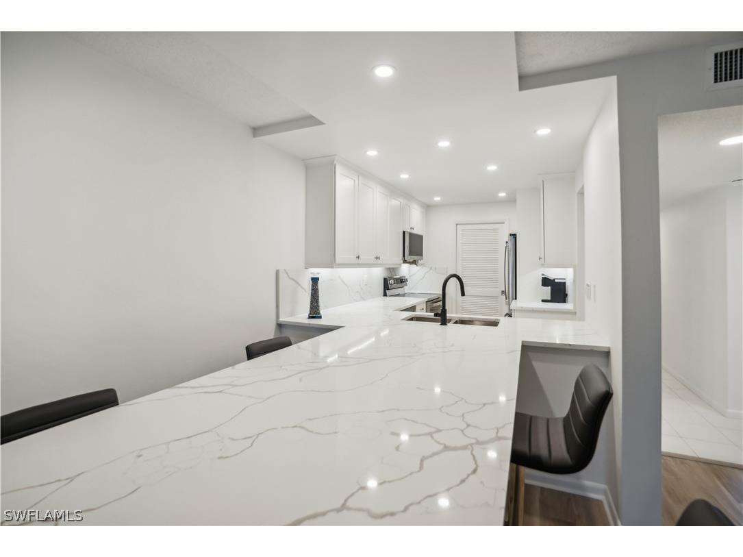 25900 Hickory Boulevard #605 Bonita Springs FL 34134 224058055 image10