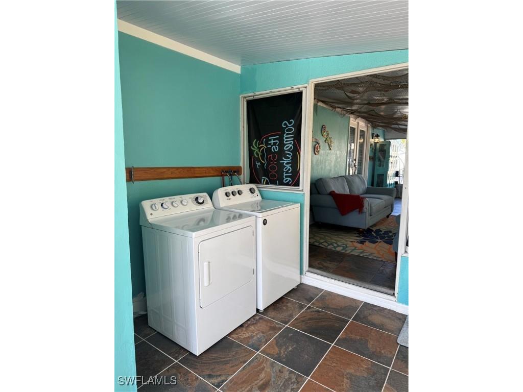 2591 Cay Cove Matlacha FL 33993 225013630 image18