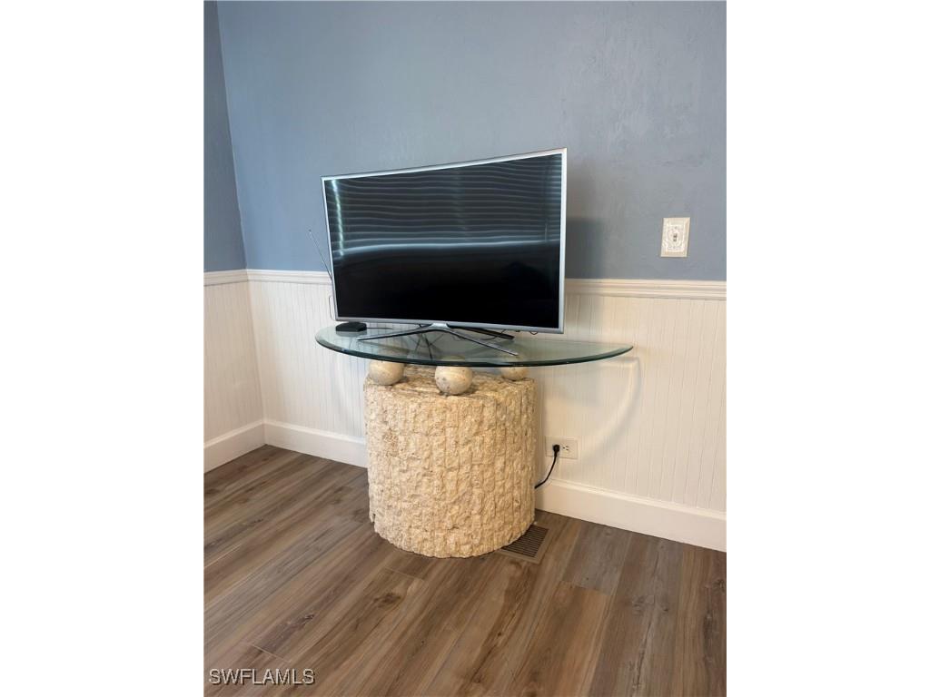 2591 Cay Cove Matlacha FL 33993 225013630 image6