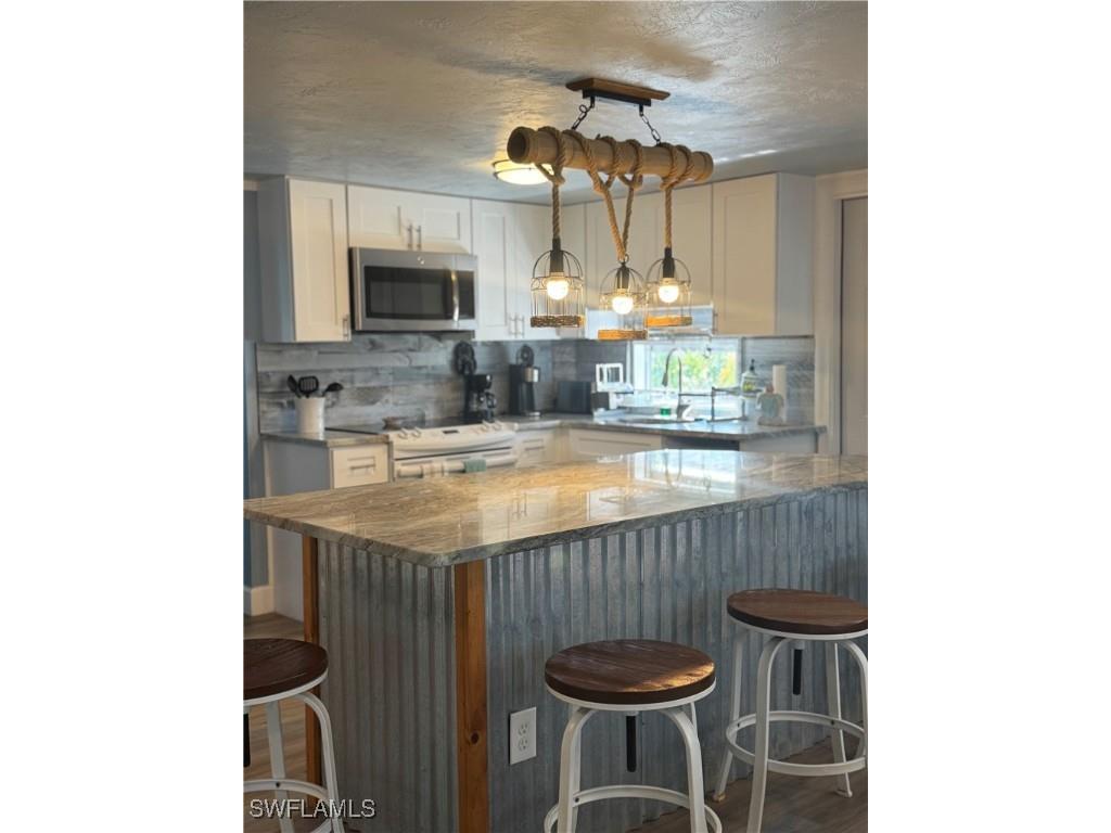 2591 Cay Cove Matlacha FL 33993 225013630 image7