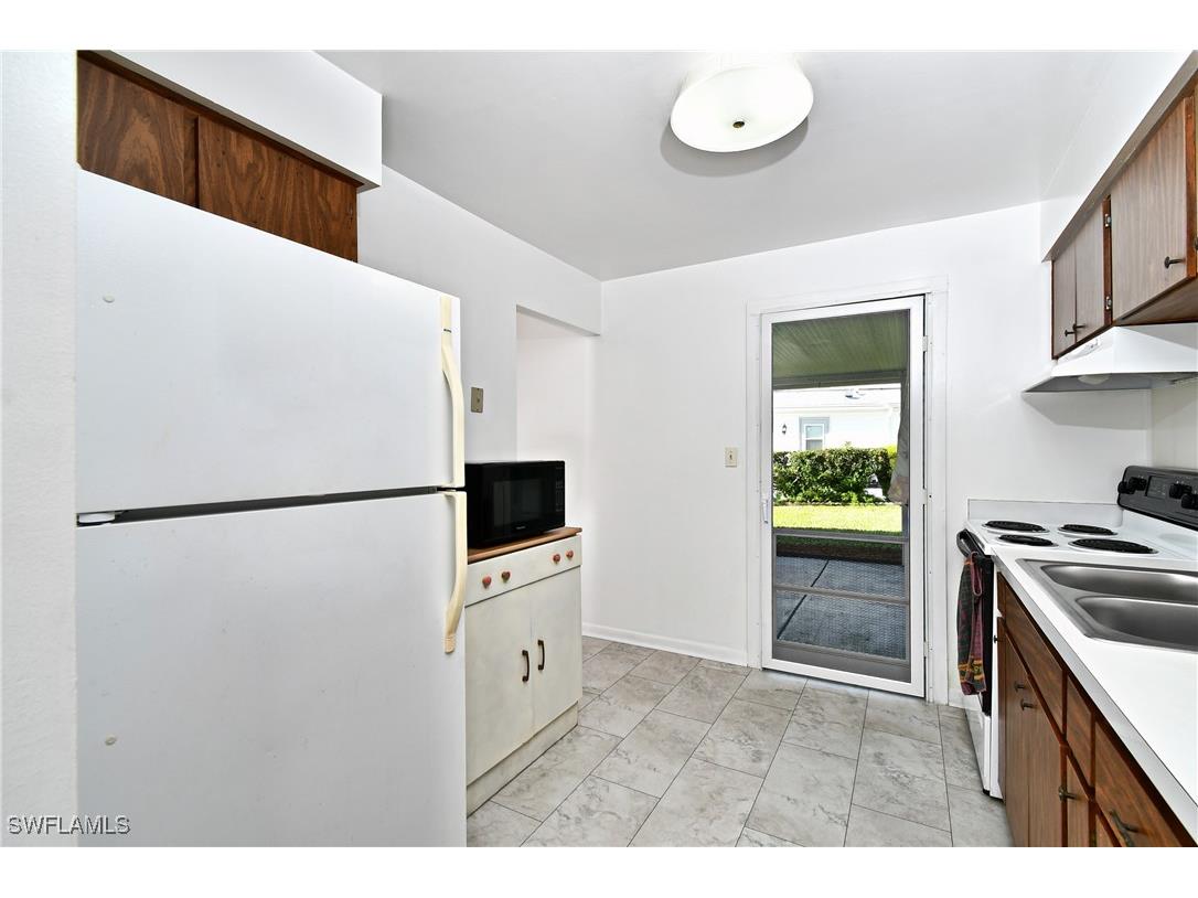 26 Pinewood Boulevard Lehigh Acres FL 33936 225048898 image4