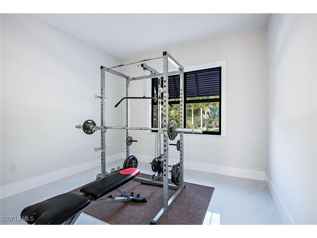 260 23rd Street NW Naples FL 34120 225032372 image15