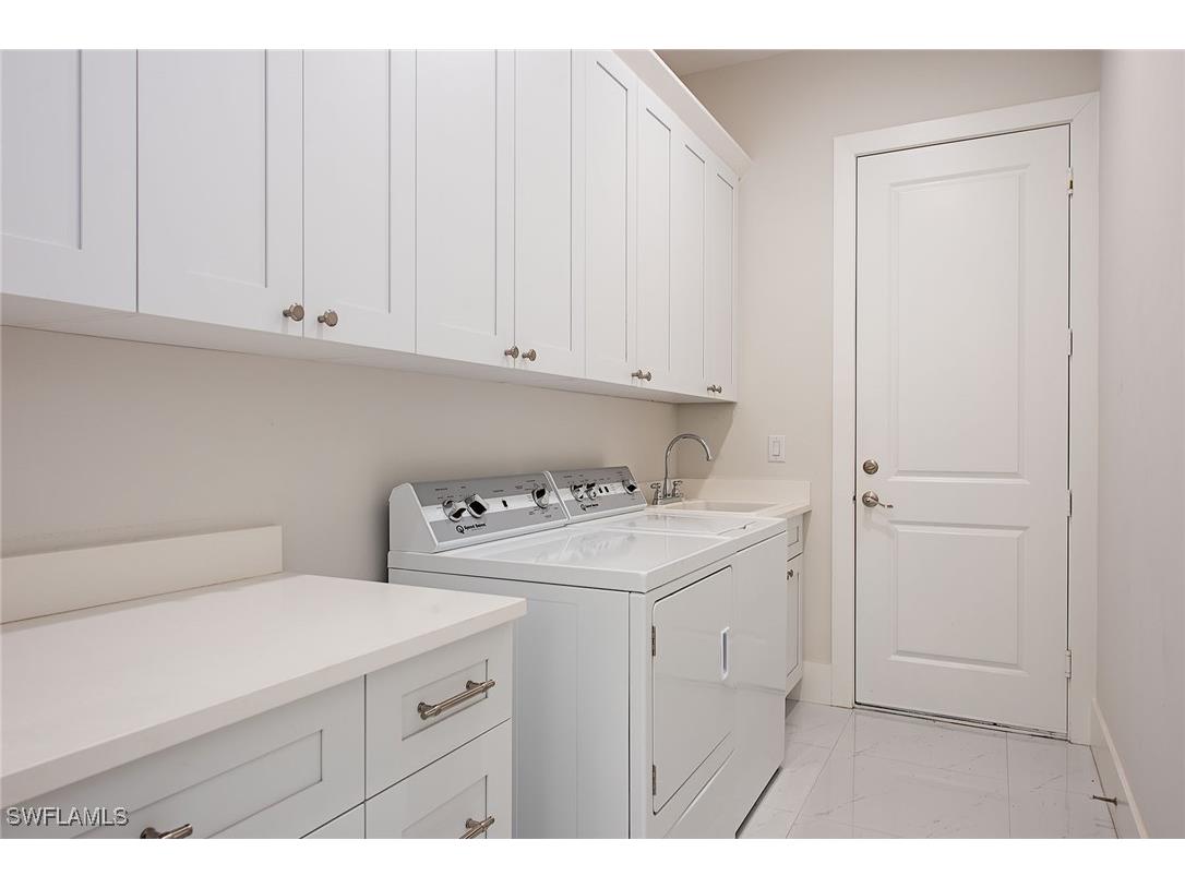 260 23rd Street NW Naples FL 34120 225032372 image17