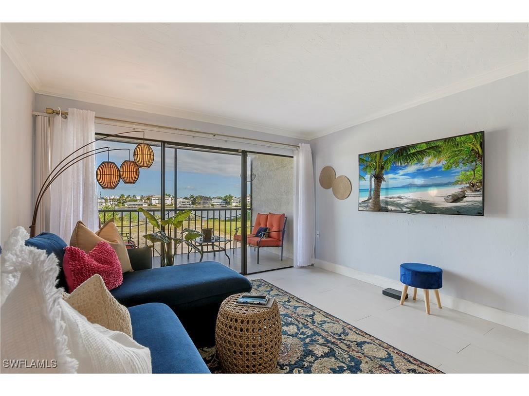 260 Southbay Drive #102 Naples FL 34108 225045152 image8