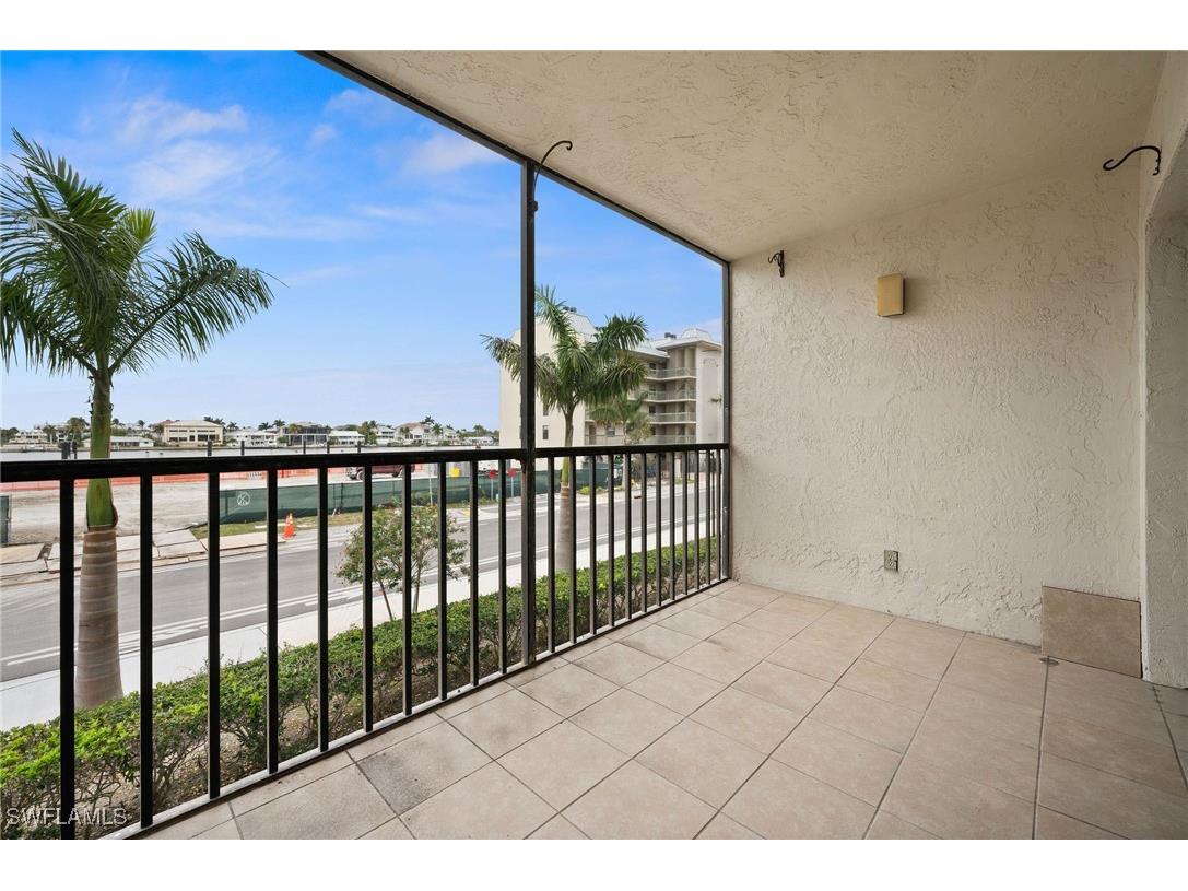 260 Southbay Drive #207 Naples FL 34108 225036741 image15