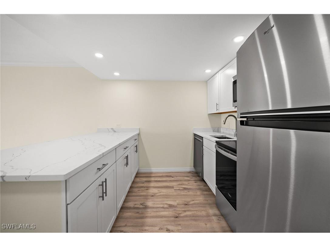 260 Southbay Drive #207 Naples FL 34108 225036741 image2