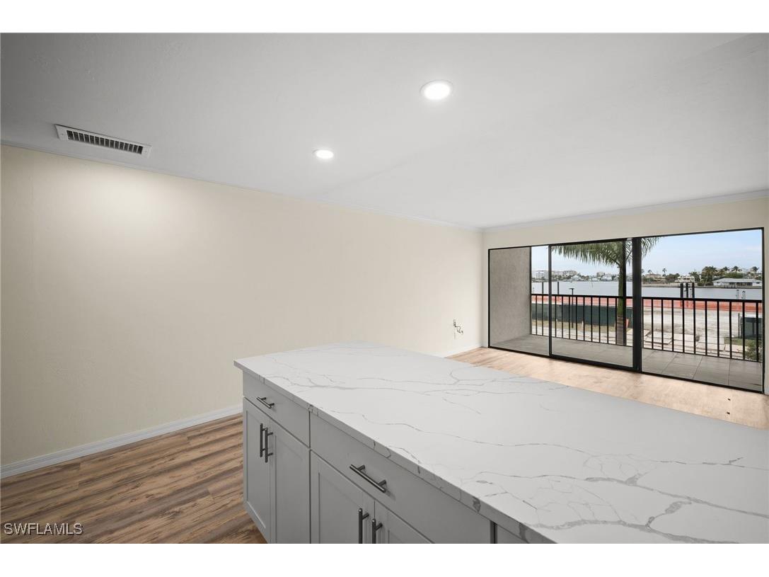 260 Southbay Drive #207 Naples FL 34108 225036741 image5