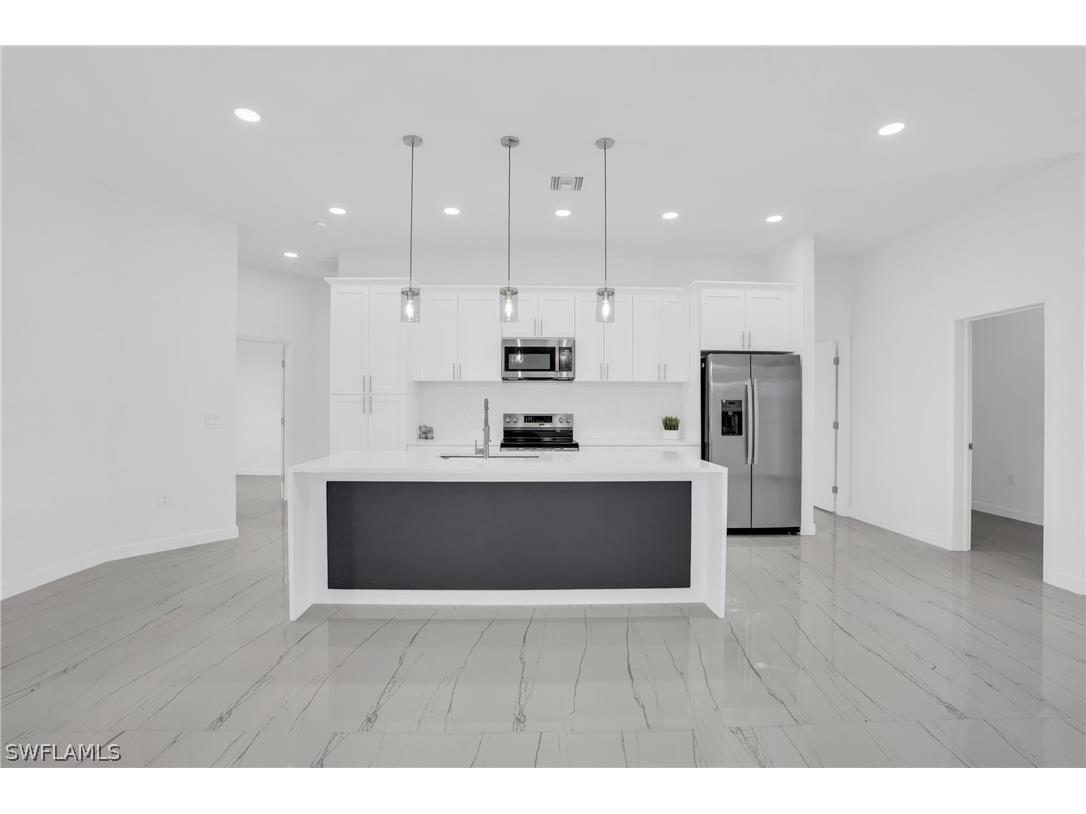 2604 73rd Street W Lehigh Acres FL 33971 224058958 image6