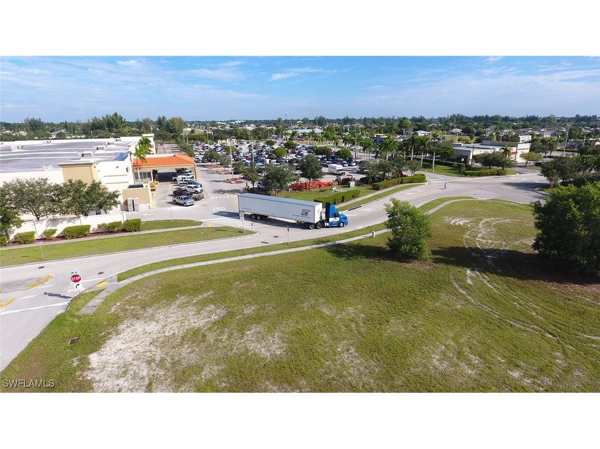 2606 SW 8th Place Cape Coral FL 33914 224086372 image10