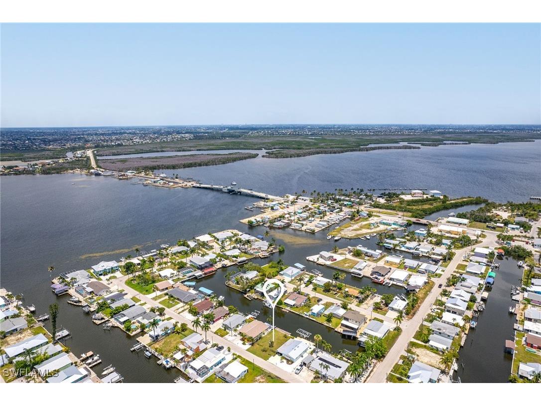 2609 Bayshore Drive Matlacha FL 33993 225046179 image2