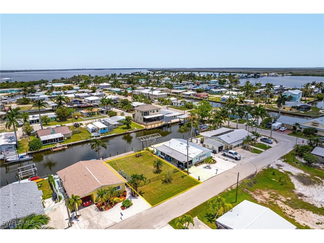 2609 Bayshore Drive Matlacha FL 33993 225046179 image7