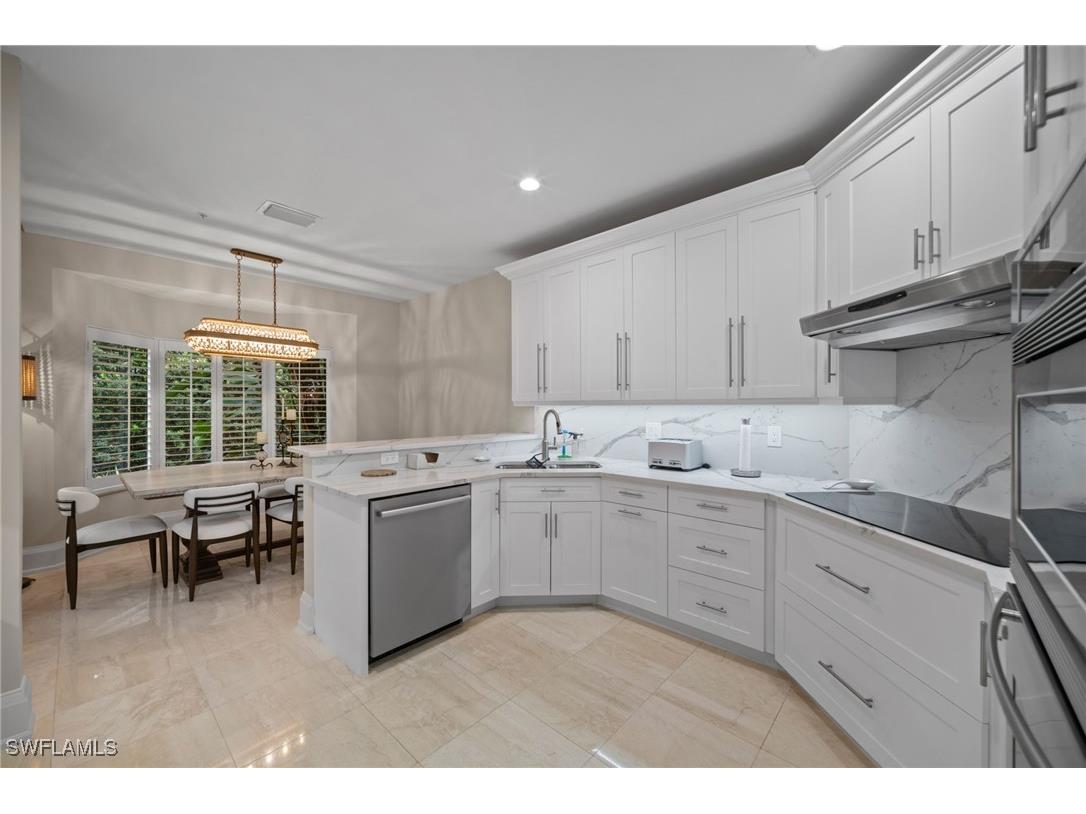 261 Colonade Circle #2701 Naples FL 34103 225009045 image14