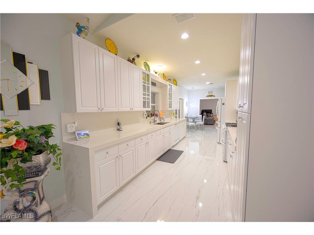 2618 35th Avenue NE Naples FL 34120 225031680 image6