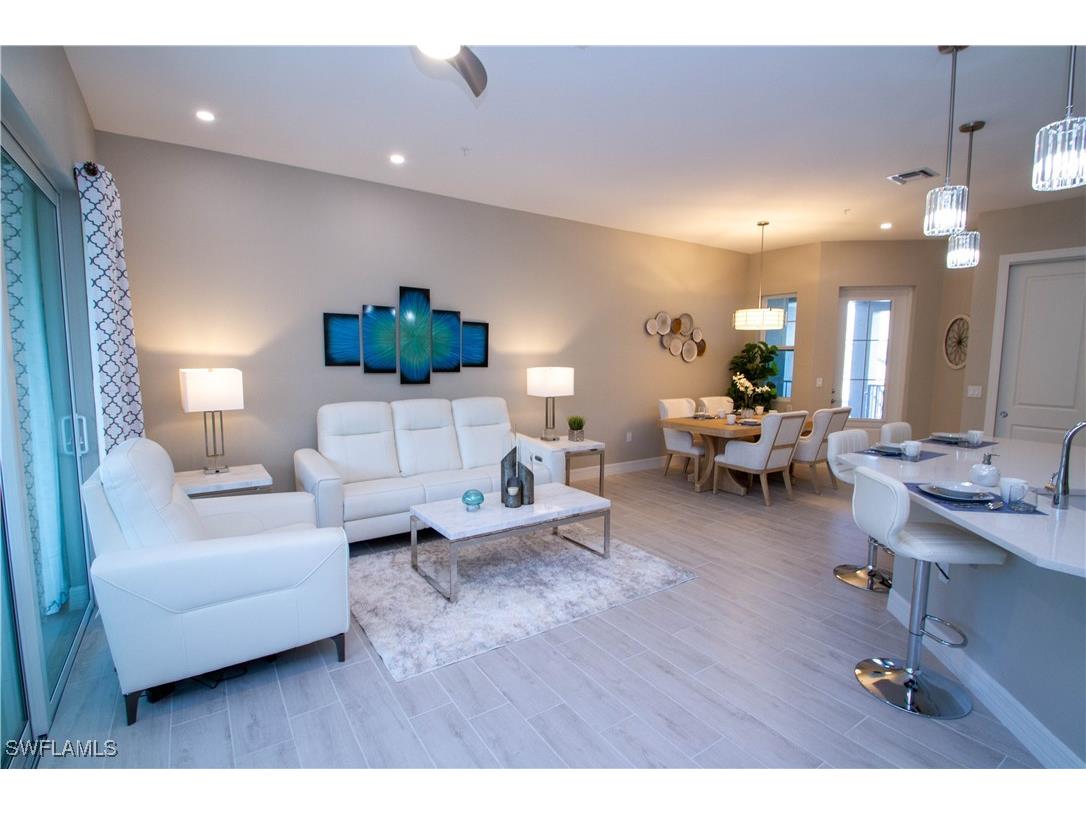 262 Indies Dr #201 Naples FL 34114 225044828 image4