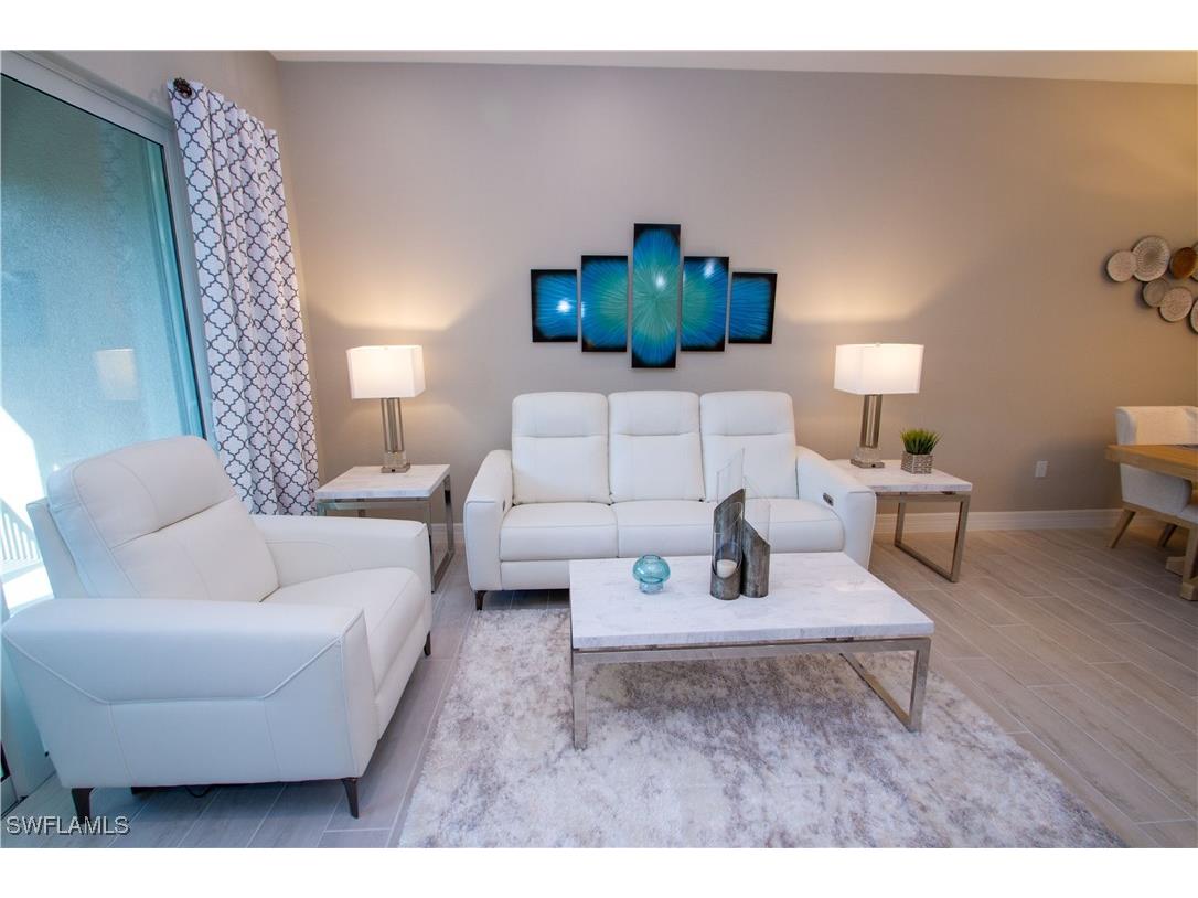 262 Indies Dr #201 Naples FL 34114 225044828 image5