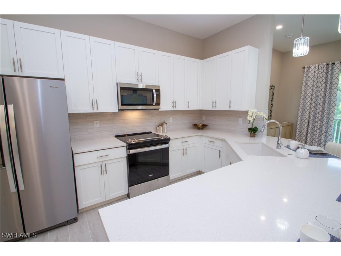 262 Indies Dr #201 Naples FL 34114 225044828 image8