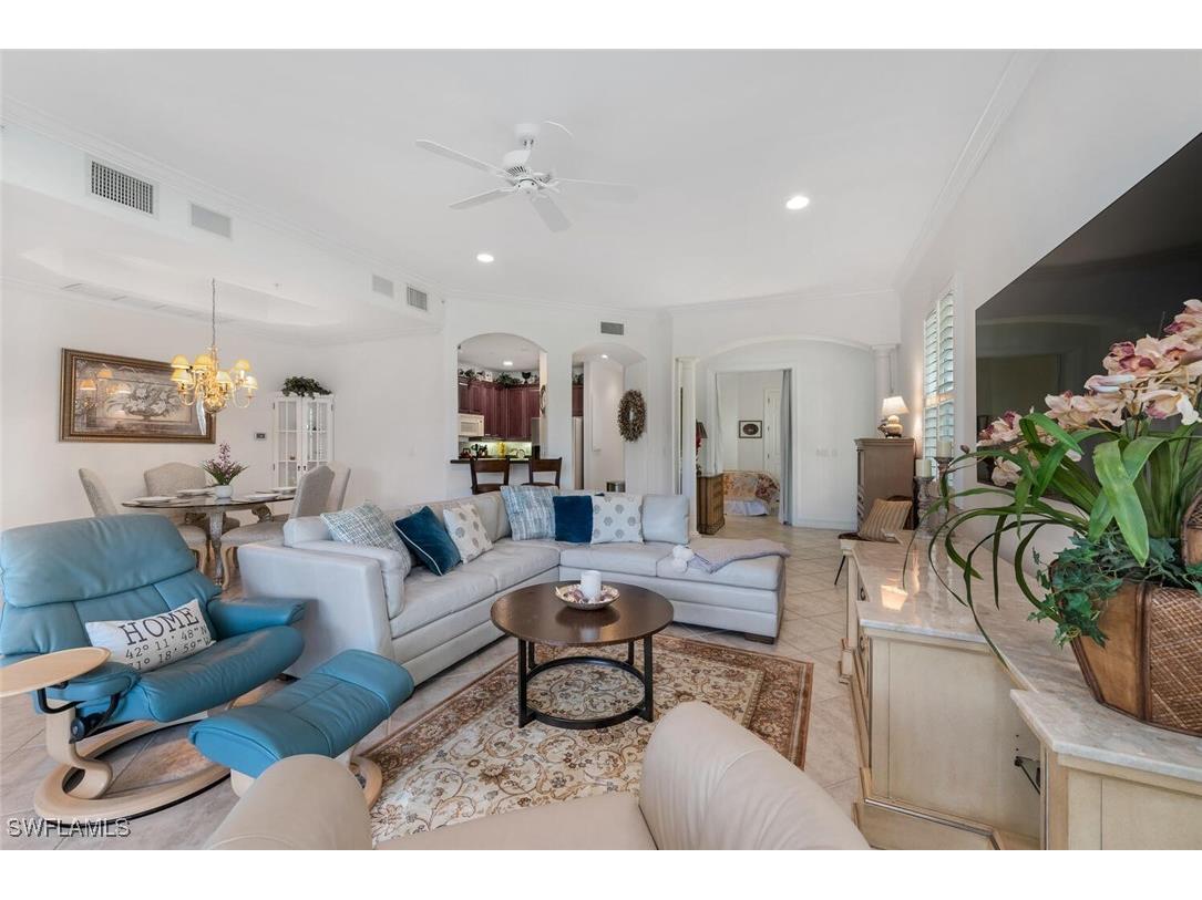 2625 Estrella Court #15-1 Naples FL 34109 225033779 image1