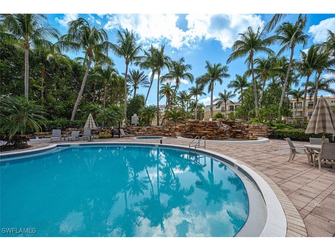 2625 Estrella Court #15-1 Naples FL 34109 225033779 image14