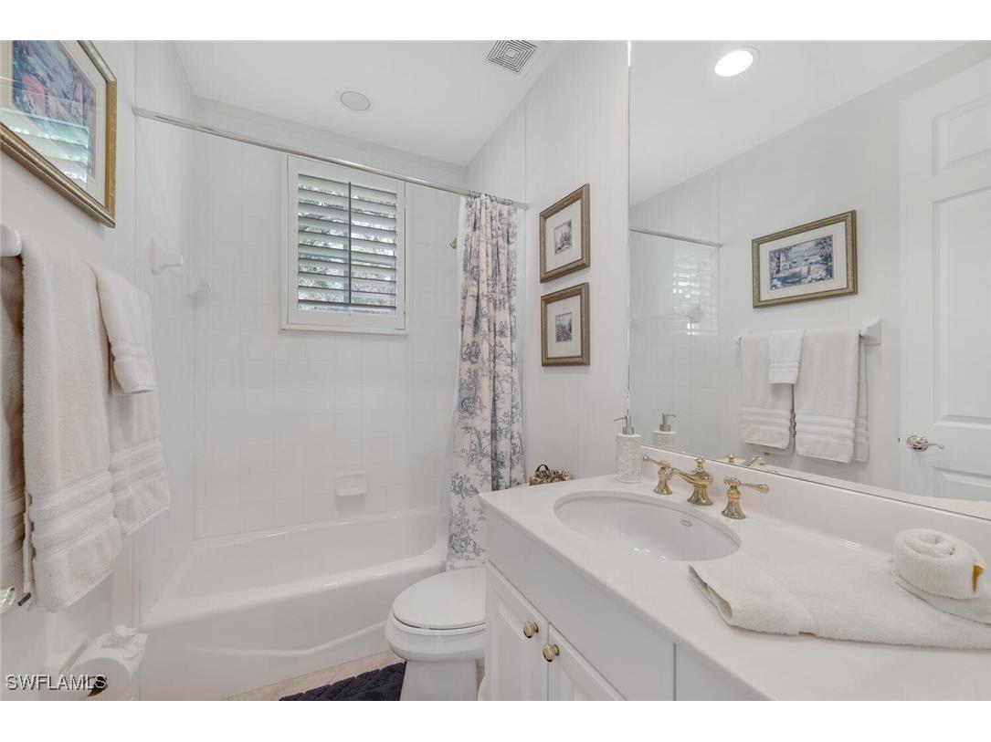 2625 Estrella Court #15-1 Naples FL 34109 225033779 image9