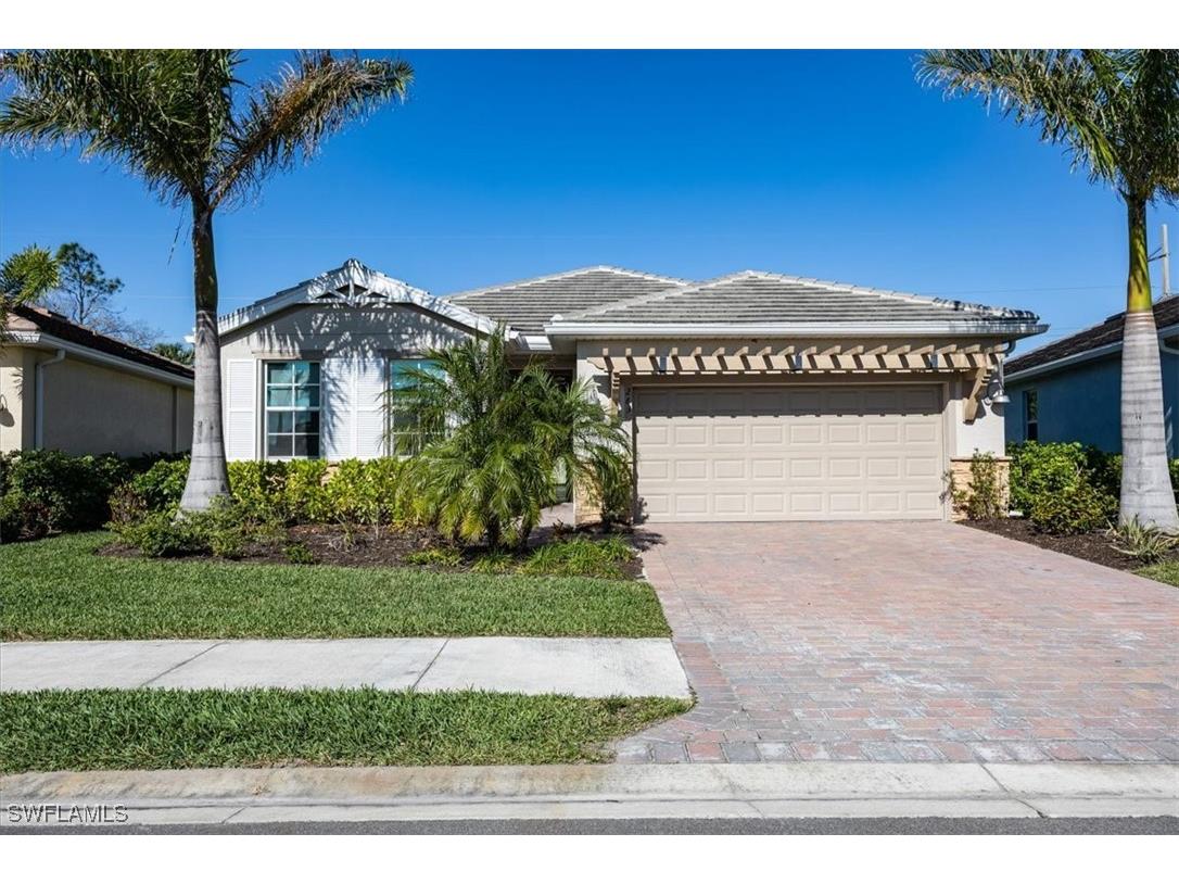 263 Tamarindo Lane Naples FL 34114 225026443 image1