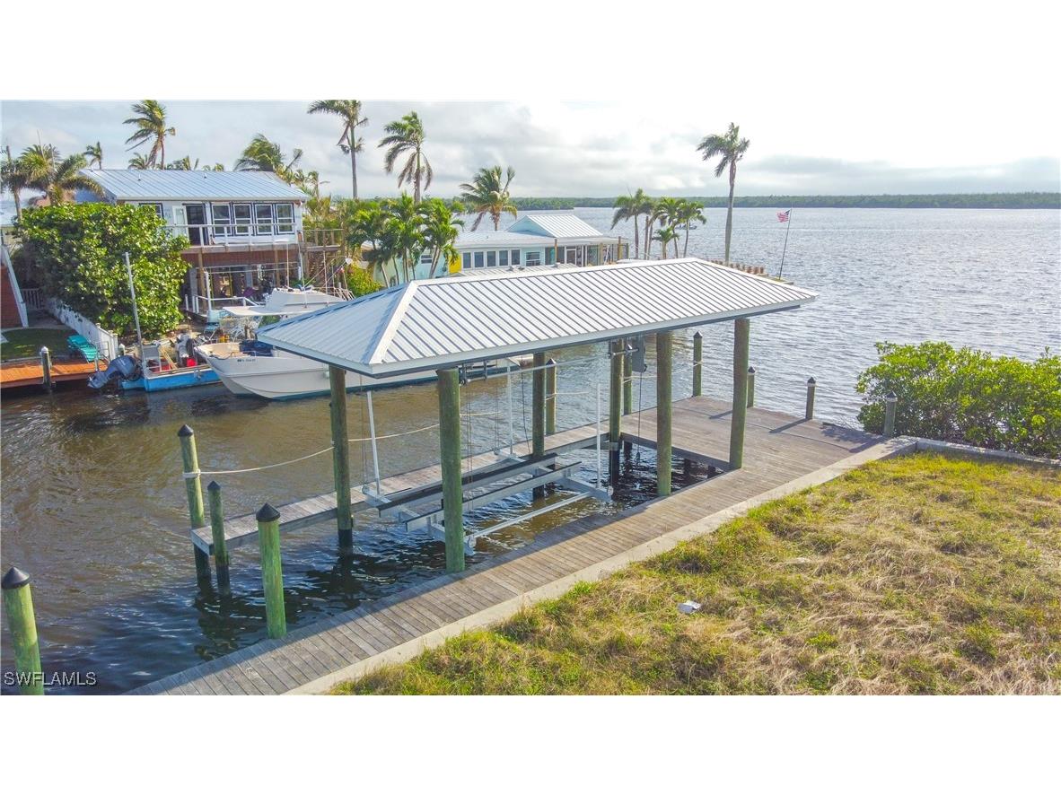 2639 Second Street Matlacha FL 33993 225000102 image12