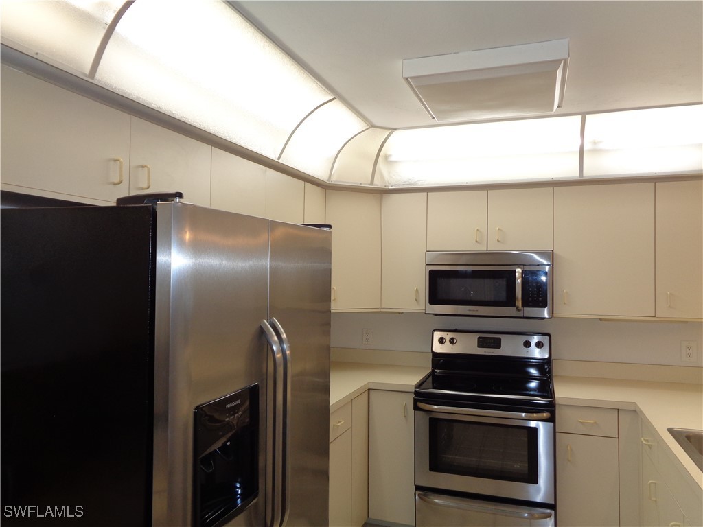 264 Perignon Place #11-3 Naples FL 34119 225026813 image6