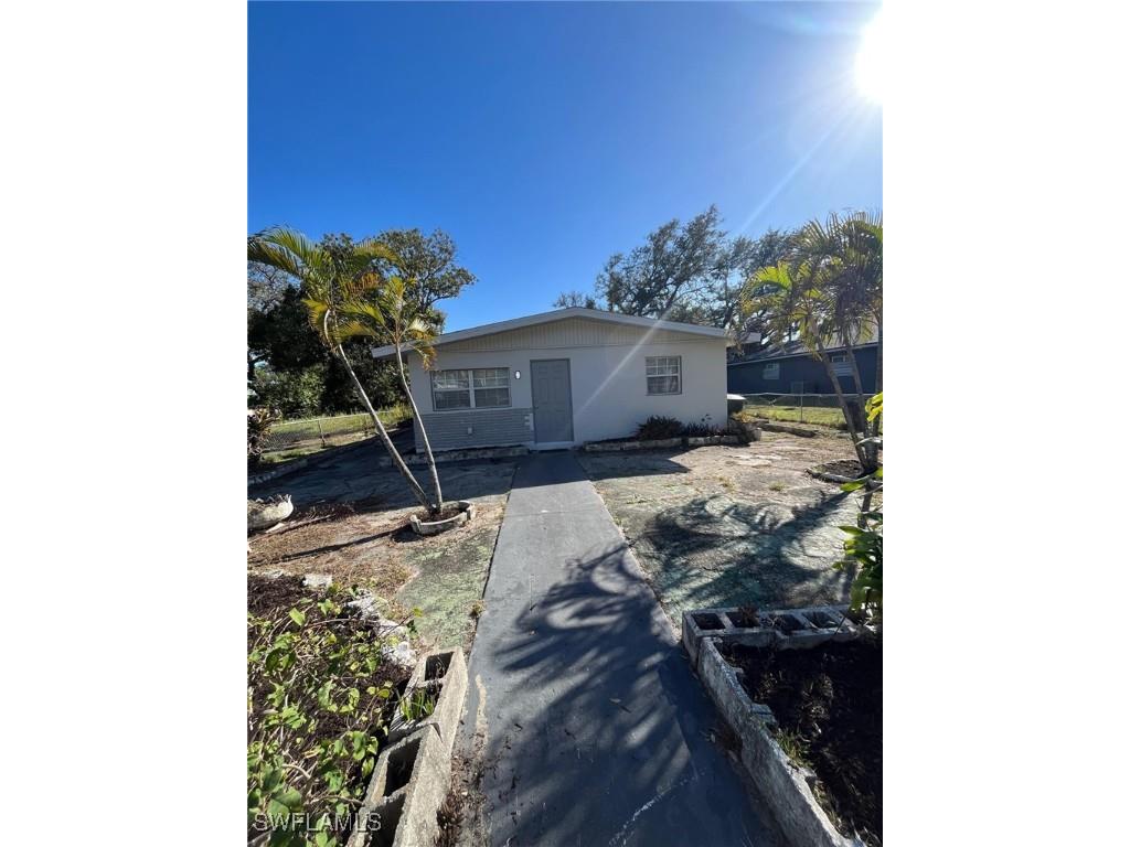 2640-2642 Saint Charles Street Fort Myers FL 33916 225016506 image2