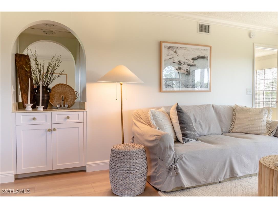 265 Deerwood Circle #10 Naples FL 34113 224074271 image6