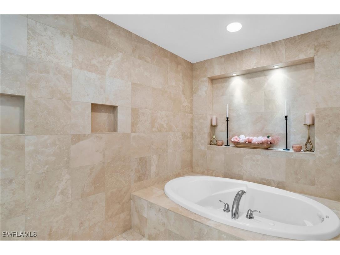 265 Indies Way #1402 Naples FL 34110 225049546 image29