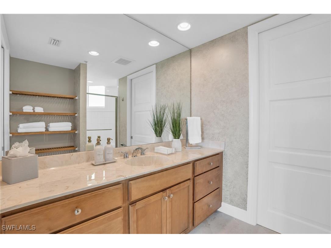 265 Indies Way #1402 Naples FL 34110 225049546 image34