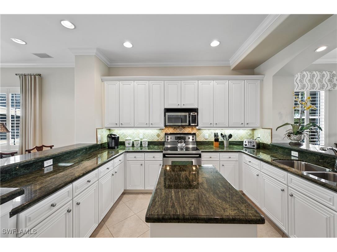 2658 Bolero Drive #9-2 Naples FL 34109 225038605 image11