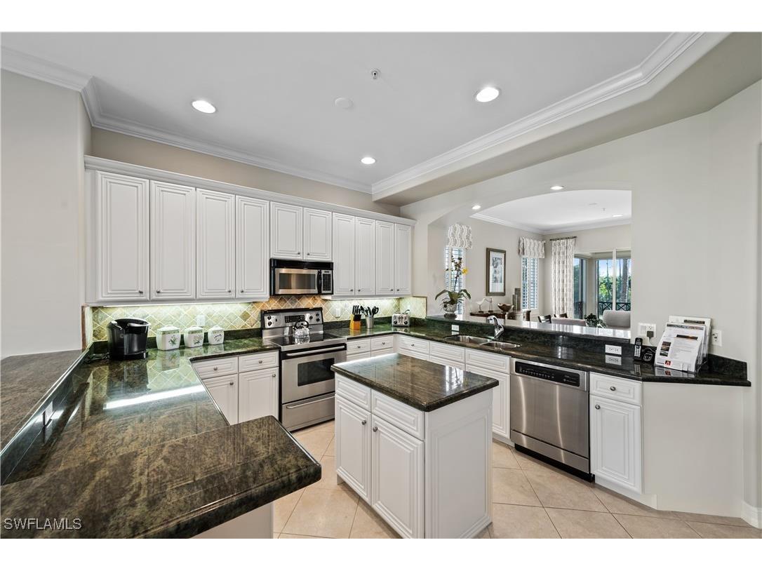 2658 Bolero Drive #9-2 Naples FL 34109 225038605 image12