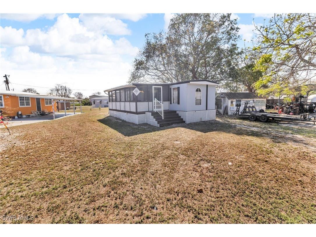 268 Mamie Street Chokoloskee FL 34138 225038513 image1