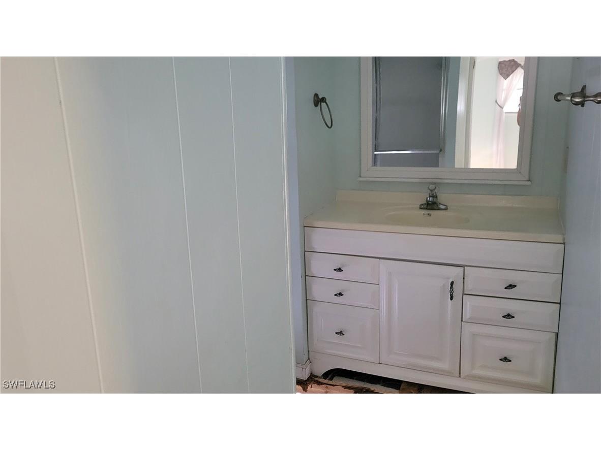 268 Shoreland Drive Fort Myers FL 33905 225044463 image6
