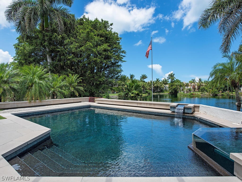 2680 Lantern Lane Naples FL 34102 222051020 image1
