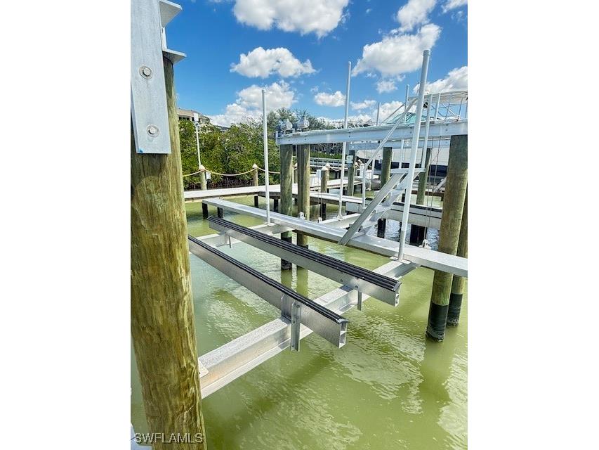 268B Wiggins Bay Drive Naples FL 34110 225036791 image4