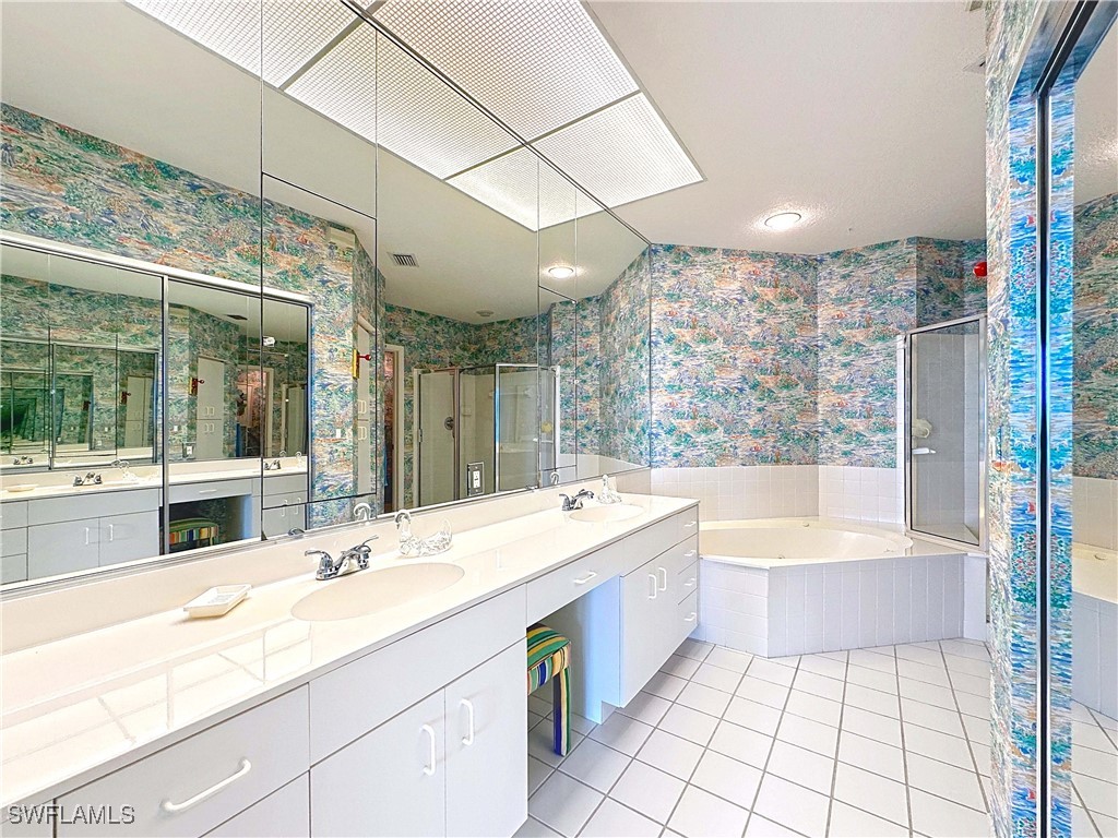 269 Barefoot Beach Boulevard #PH3 Bonita Springs FL 34134 225034055 image6