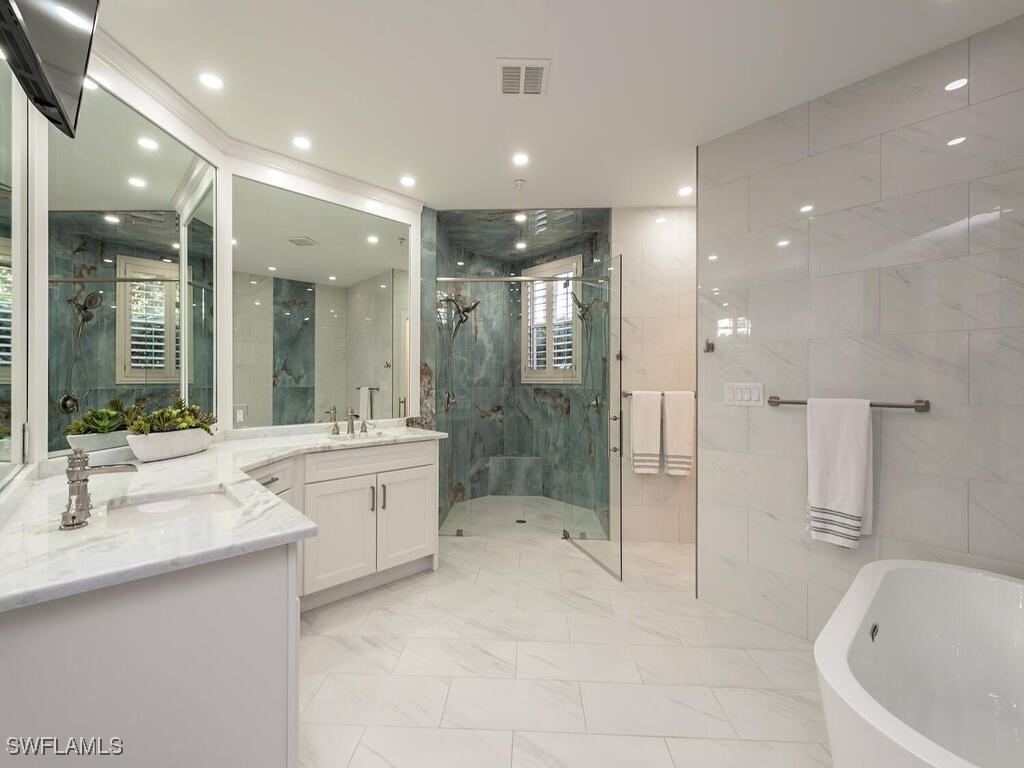 269 Colonade Circle #2802 Naples FL 34103 225005406 image6