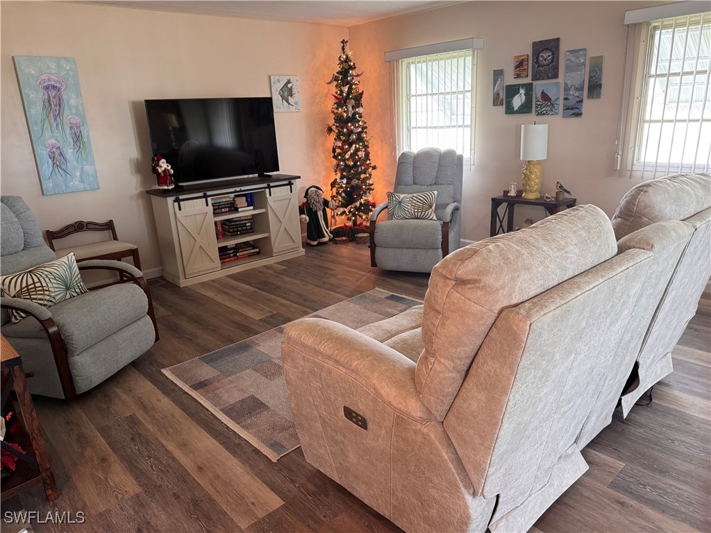 269 Shoreland Drive Fort Myers FL 33905 224101507 image8