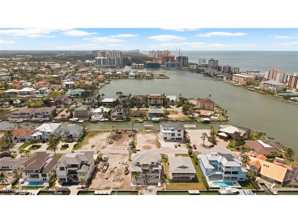 270 Trade Winds Avenue Naples FL 34108 225034914 image3