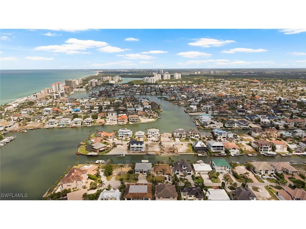 270 Trade Winds Avenue Naples FL 34108 225034914 image8