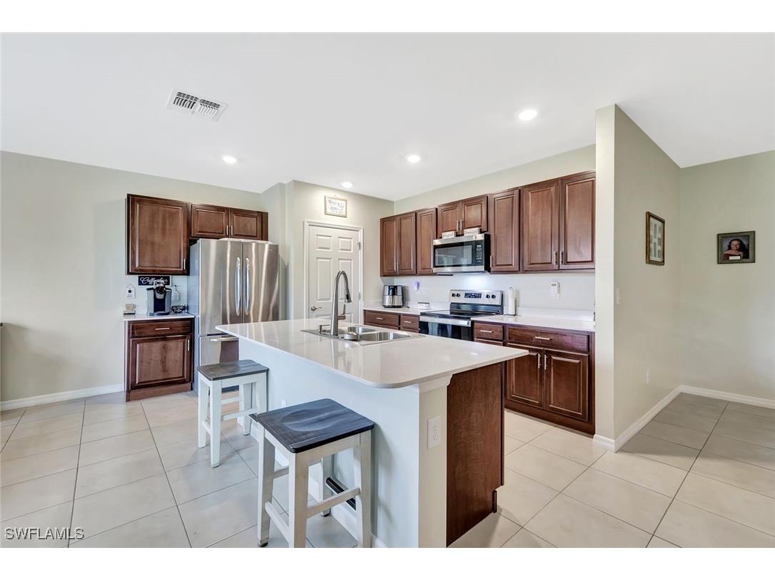 2701 NW Embers Terrace Cape Coral FL 33993 225032044 image4