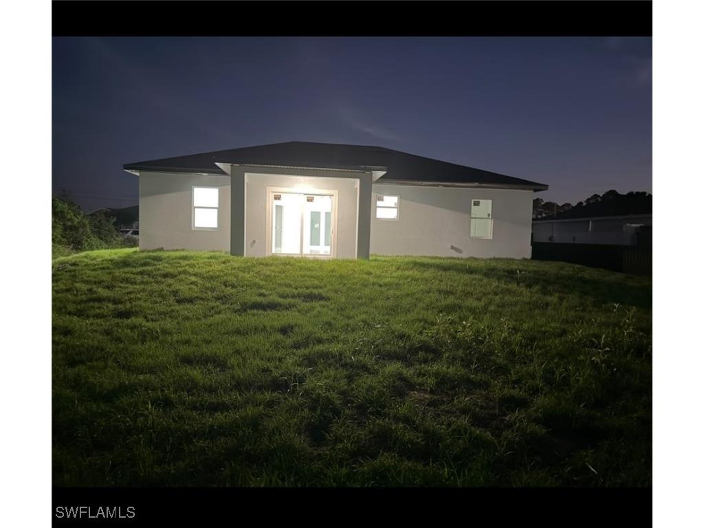2704 15th Street SW Lehigh Acres FL 33976 225012111 image3