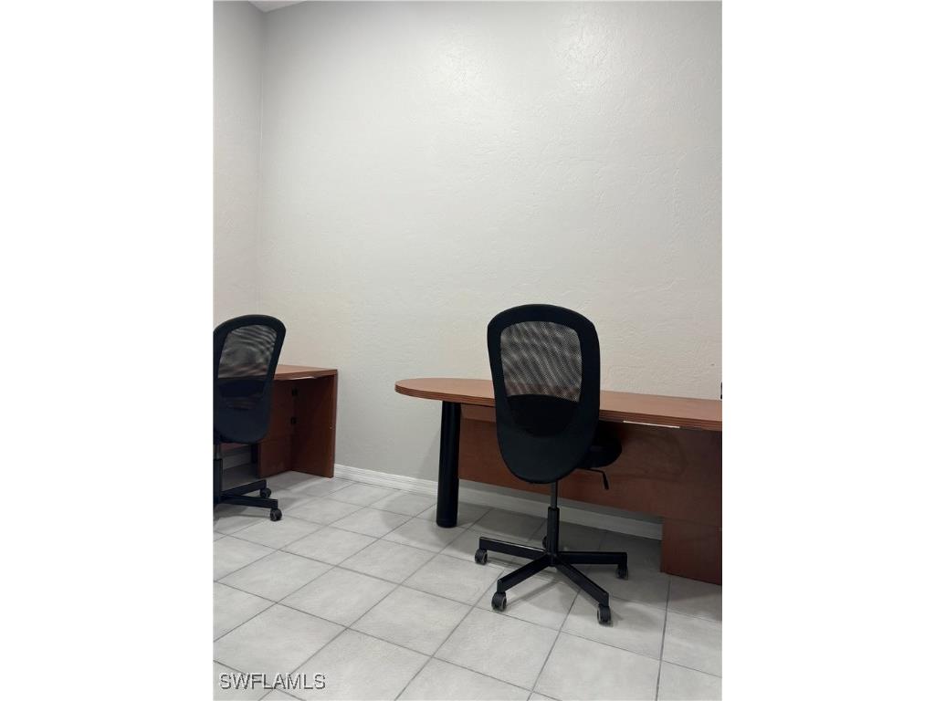 2706 SE Santa Barbara Place Cape Coral FL 33904 225018167 image1