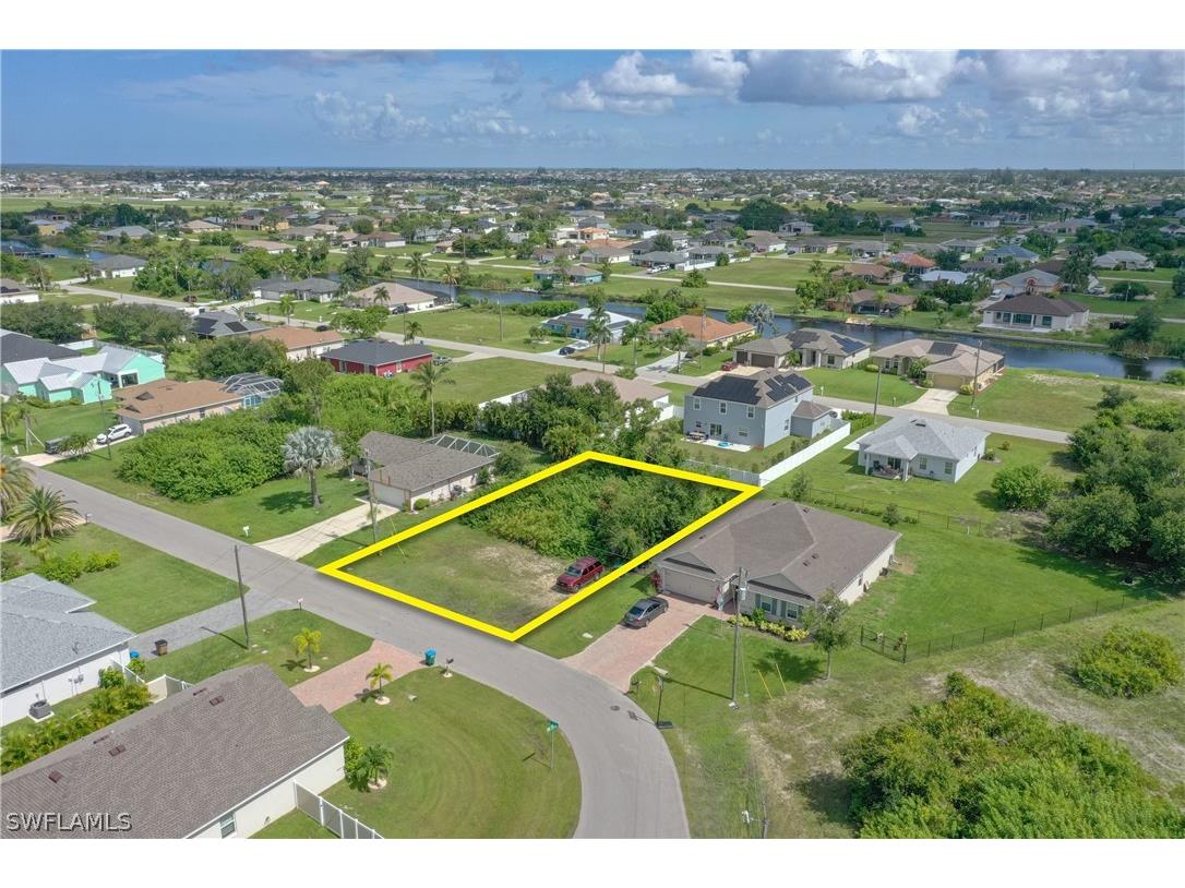 2707 SW 2nd Lane Cape Coral FL 33991 224056601 image2
